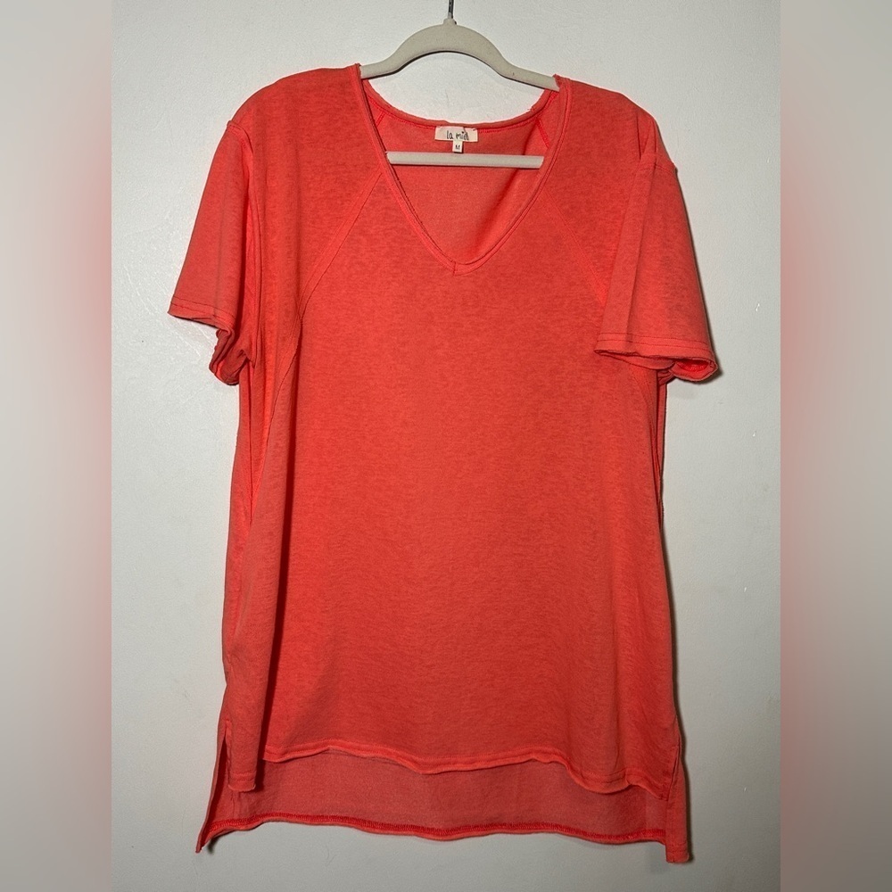 La miel V-Neck High-Low Raw Hem Casual Streetwear Spring Summer SizeMedium